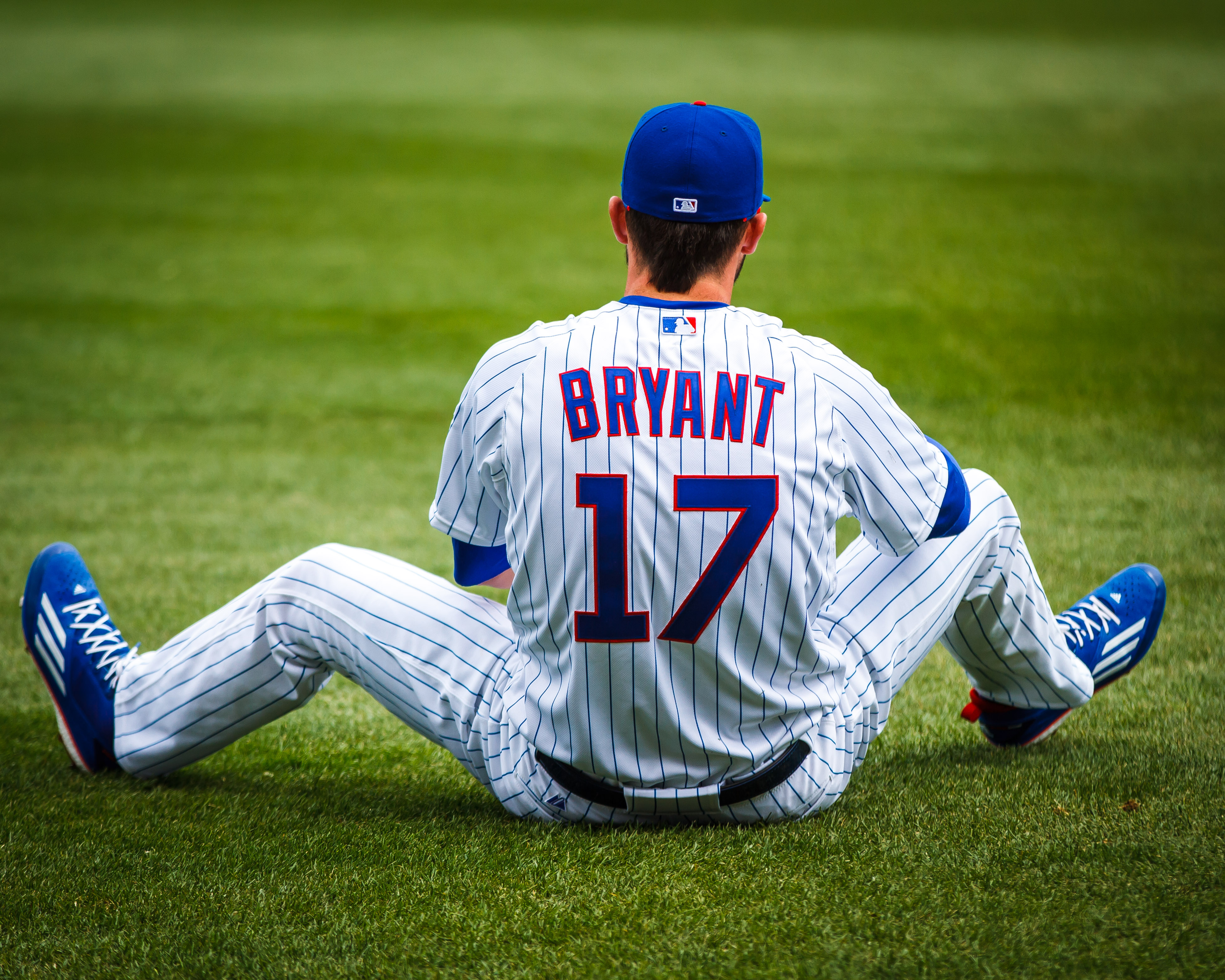Kris Bryant plays multiple positions - The 3 Point Conversion