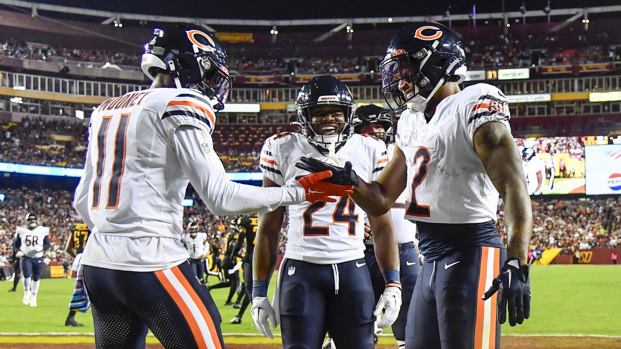 Chicago Bears celebrate after a D.J. Moore touchdown